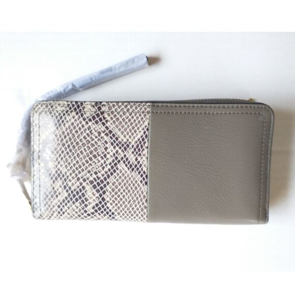 New! FOSSIL Logan RFID Wallet Zip Clutch Wristlet Strap Taupe Snakeprint Black - Picture 8 of 10